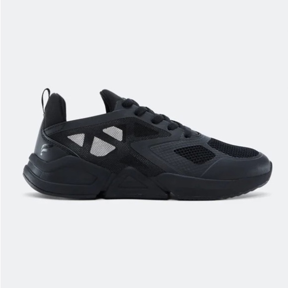 Venice Performance Sneaker - Size 8 - New in Box